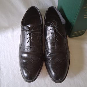 Black Bostonian Shoe - Etsy display picture 2