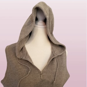 Vintage Jones NY Woven Grey Beach Cover Up, Beach Bonfires, Evenings on the Pier, Warm 100% Cotton Full Length Hoodie Cover, No Defects