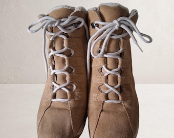 Dr. Scholl Darci Fleece Lined Boots for Women, Size 9B, Suede Tan Winter Booties