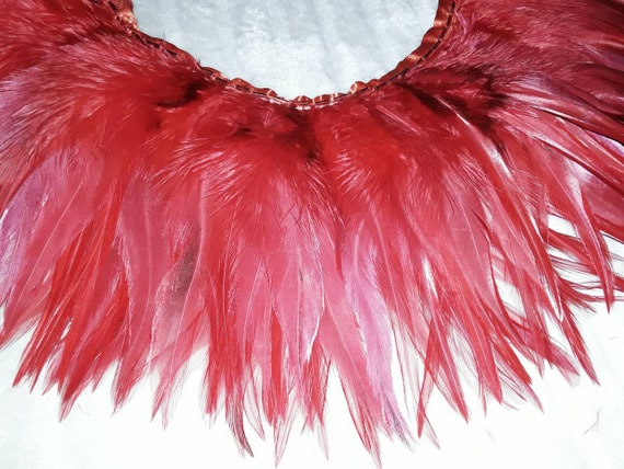 Sexy Vintage Vivid Red Rooster Feather Collar / V… - image 9