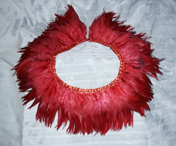 Sexy Vintage Vivid Red Rooster Feather Collar / V… - image 7