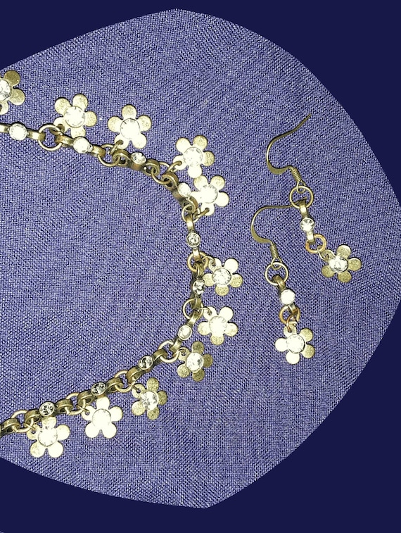 Haskell-esque Antiqued Brass Flower Bib Necklace … - image 1