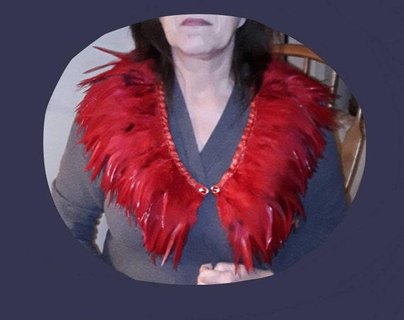 Sexy Vintage Vivid Red Rooster Feather Collar / V… - image 5