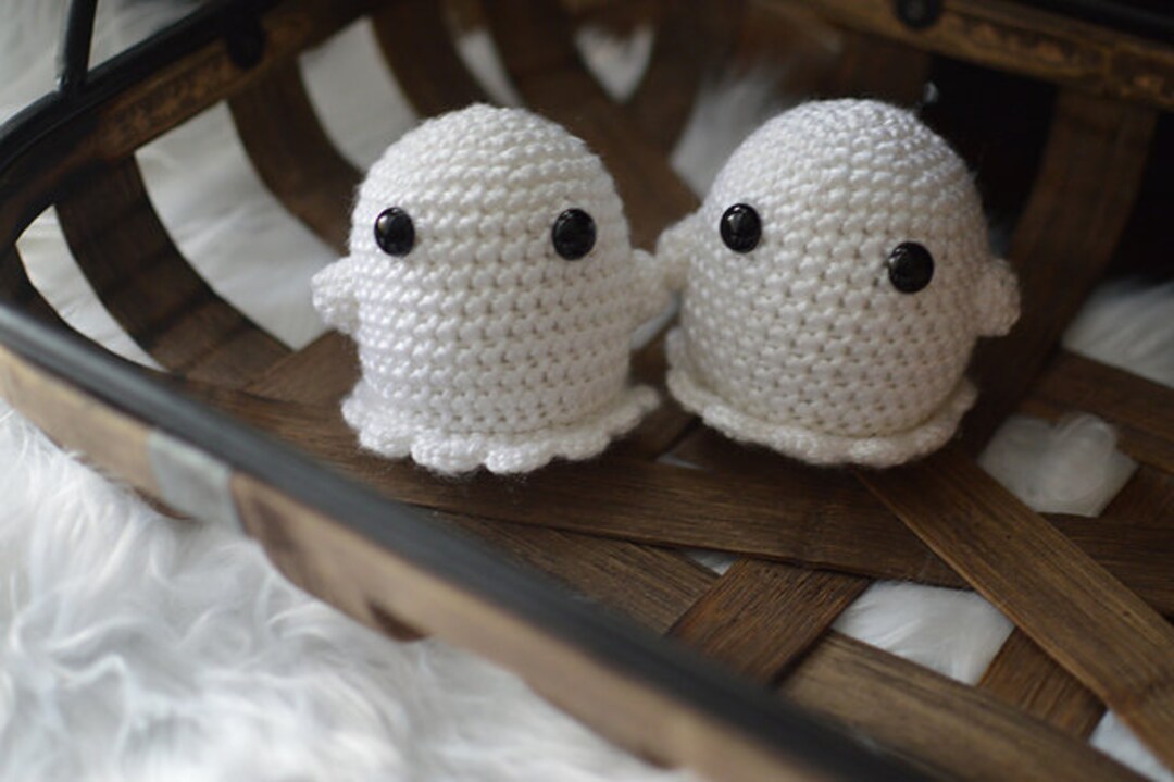 Ghost Halloween Amigurumi Crochet PATTERN PDF - Etsy