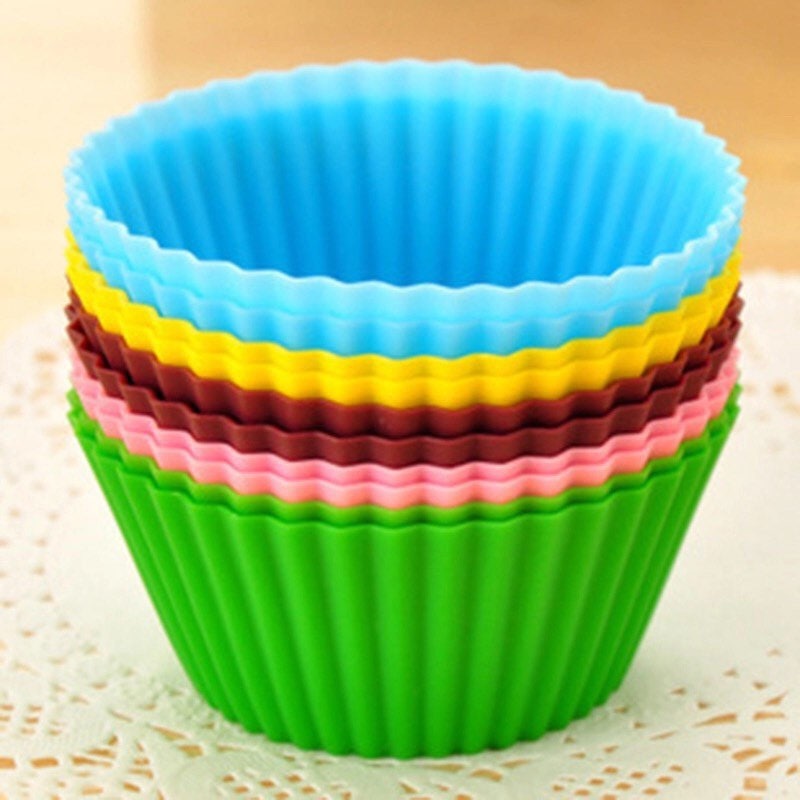 Yellow Cupcake Round Shape Ridged Silicone Muffin Case Cup Yellow Cupcake Round Shape Ridged Silicone Muffin Case Cup