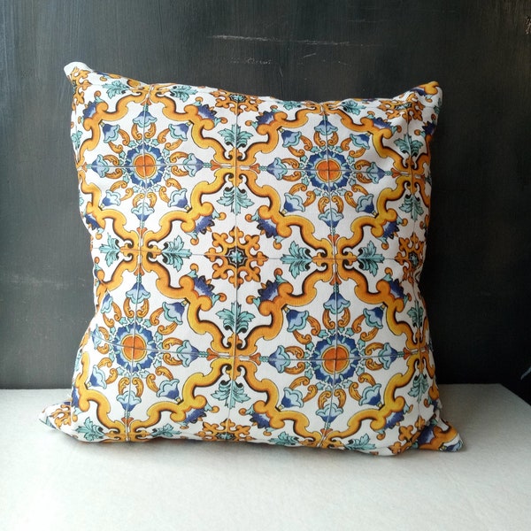 Sicilian fabric cushion cover, Sicily pillow cover, handmade Sicily home decor, maiolica fabric, italian tiles fabric, Caltagirone style