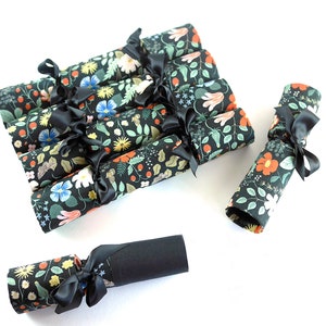 Wonder Cracker PDF Sewing Pattern - stitch your own Christmas Crackers that are pull-able, reusable and have a snap!