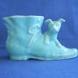Shawnee Pottery Planter * Puppy on Boot * 1950&#39;s