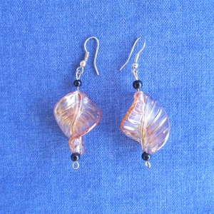 Carnival Glass * Twisted Leaf Dangle Earrings