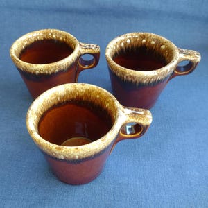 Hull Coffee Mugs * Set of 3 * Brown Drip * Ovenproof * 10 oz. * 1960&#39;s * Made in USA