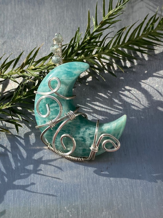Moon Necklace, Crescent Moon Jewelry, Stone Moon, Amazonite, Wire