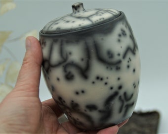 Small Raku Pottery Naked Raku container with a lid  urn for ashes, Raku Pottery Black and White handmade ceramic urne, OOAK, unique ceramics