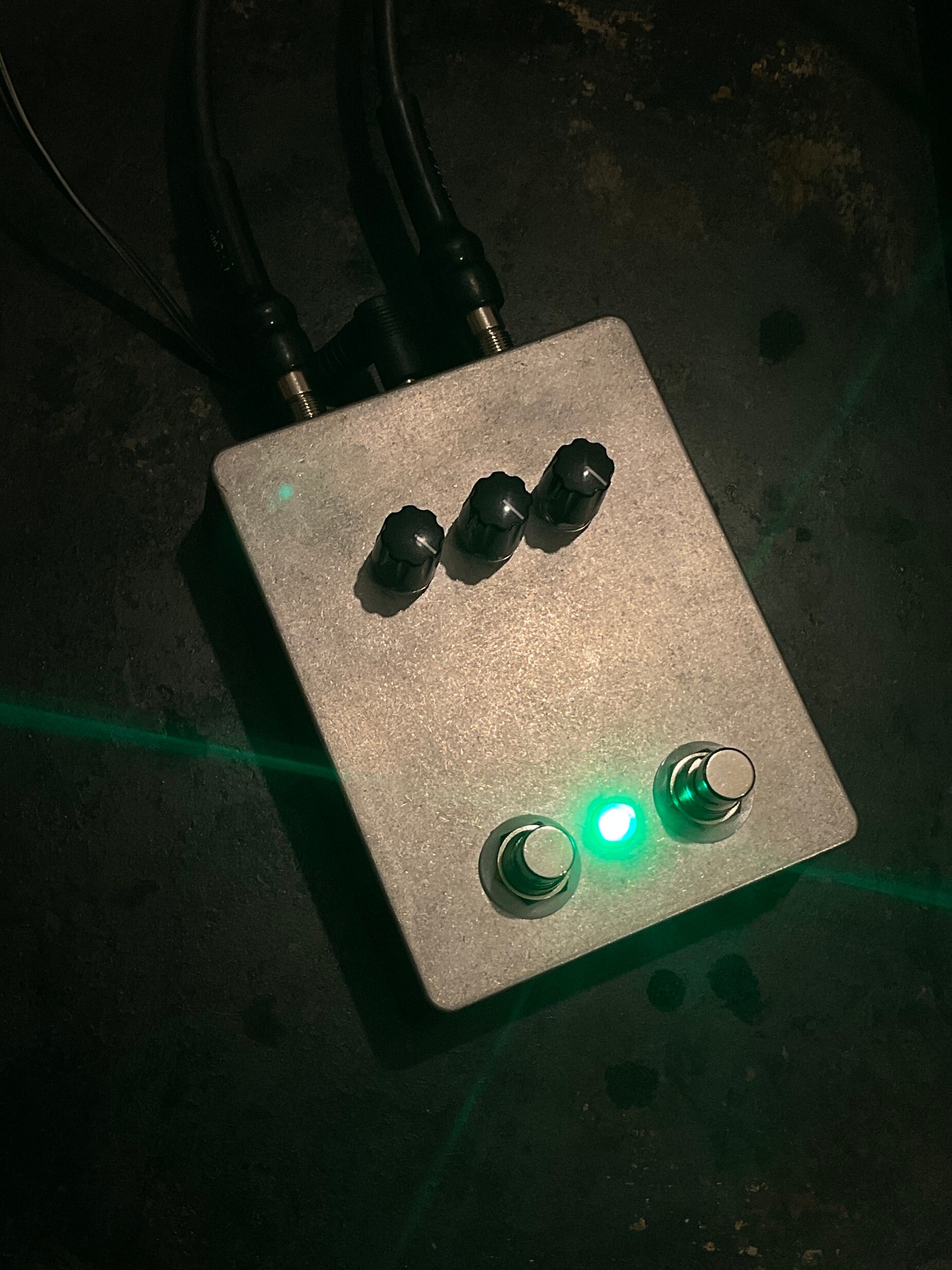 超人気新品 Noise Etsy - Pedal Fuzz/noise/glitch/delay Ensemble ギター