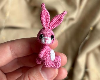 Hot Pink bunny: Micro Crochet