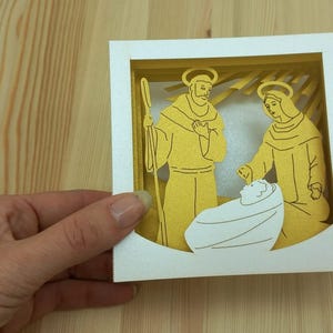 Carte Pop-Up de la Sainte Famille - Noël, Crèche, Nativité - Papier Irisé Haut de Gamme, Fabriquée à la Main en France- Carte 3D de vœux