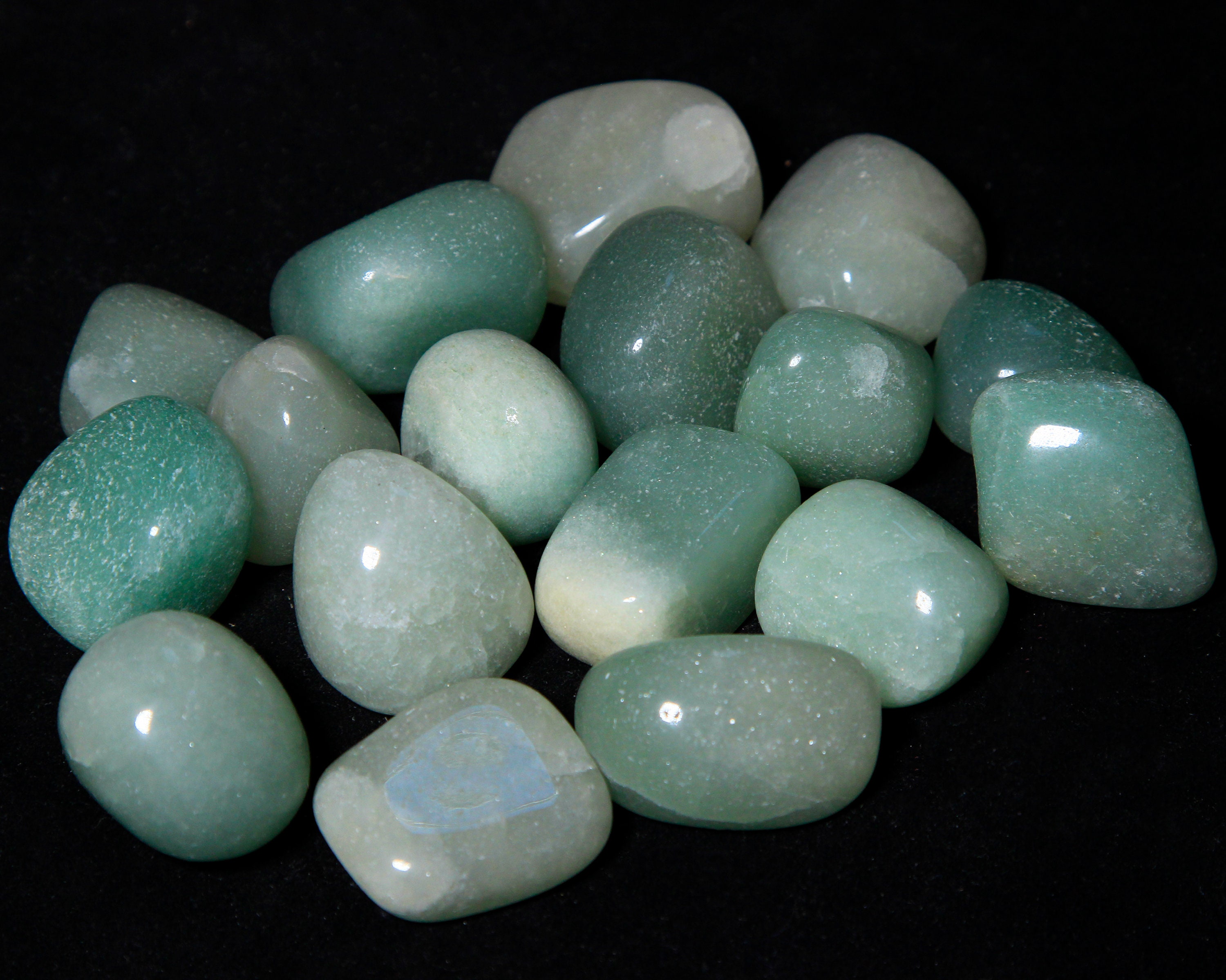 Tumbled Green Aventurine, Medium (26mm-32mm)