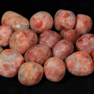Tumbled Sunstone, Medium (26mm-32mm)
