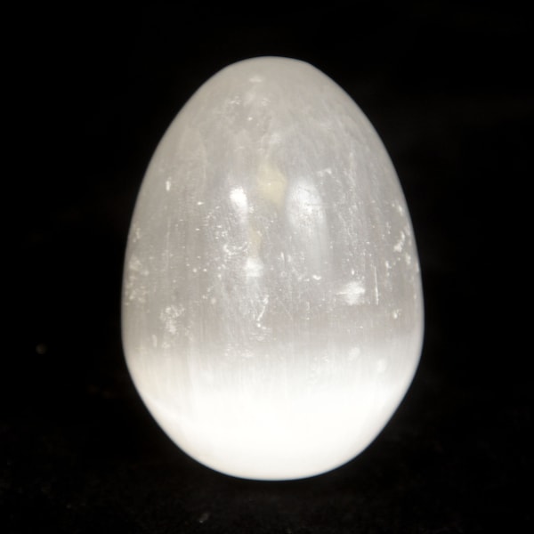 Selenite Egg 2.5" (One Egg)