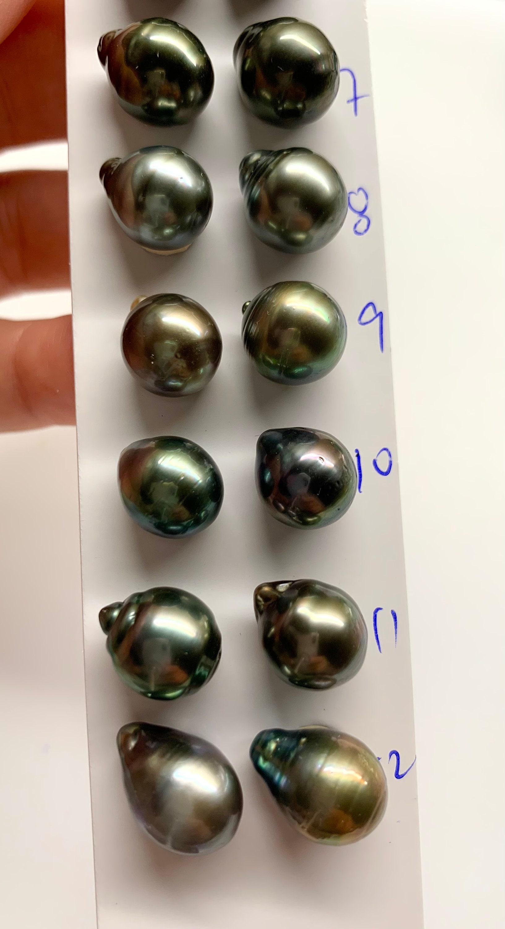 10-11mm Extra Luster, Oval/tear Drop/baroque Tahitian