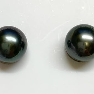 Dark Tone Tahitian pearl, 10.1/10.2 mm , AAA Face up clean, Tahitian Cultured pearls, Sold by pair, Lot19348-1011-021325-4W