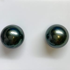 Tahitian pearl, 10.9 mm , AAA Face up clean, Tahitian Cultured pearls, Sold by pair, Lot19348-1011-021325-5w