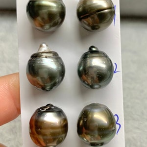 Tahitian Pearl, 12-13 MM High Luster Circle-Drop/Baroque Tahitian Cultured peaSold by Pair, Lot 198312-1213-110922-4