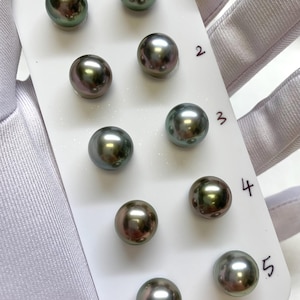 Tahitian pearl-AAA 11-12mmmm High Luster,Tahitian Cultured pearls,Round/Near Round,Face up clean,Good for pearl stud setting, Sold by Pair