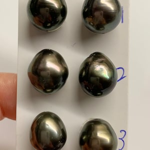 Tahitian Pearl, 11-12 MM Extra Luster Circle-Drop/Baroque Dark Tahitian Cultured pearl Sold by Pair, 0.7 MM full drilled