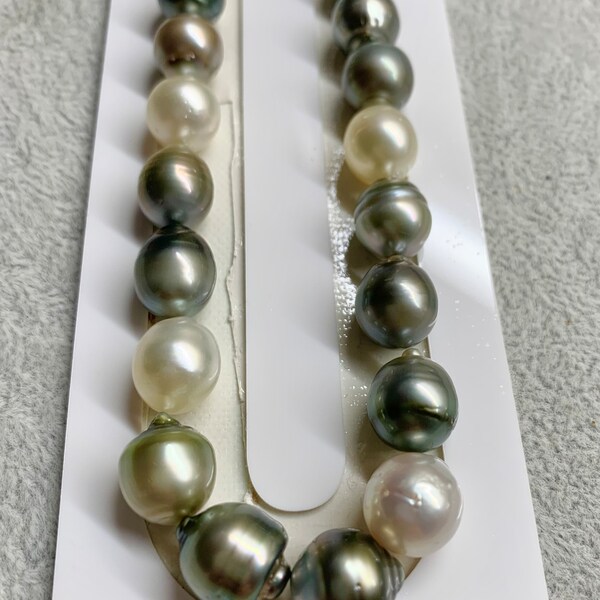 Light tone Tahitian Pearl, White South Sea Pearl necklace, 11-12 mm, Natural Color Cultured Pearl Necklace Baroque