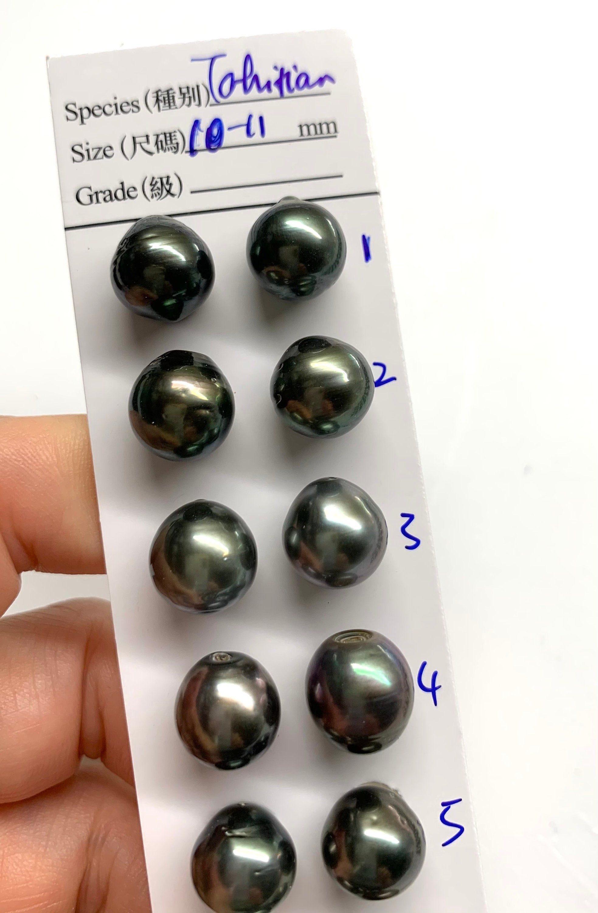 10-11mm High Luster Peacock/green/grey/dark Color, Oval/semi