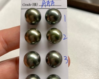 Tahitian pearl- AAA 11-12mmmm High Luster,Tahitian Cultured pearls, Round, Face up clean, Good for pearl stud earrings setting, Sold by Pair