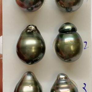 10.0-11.0 MM High Luster Natural Color Oval/Tear Drop Tahitian Cultured pearl For pearl earrings,Pendant,AA+ quality wholesale,Sold by Pair