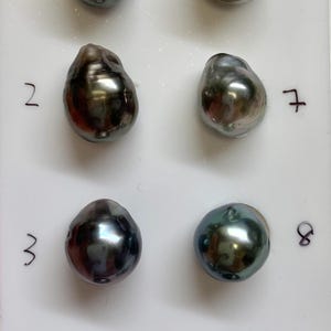 Color! Ultra Luster! Naturally formed 10-11 MM Cultured Tahitian pearl, Baroque/Circle/Tear Drop, Sold by PC,Lot20116X-1011-011325-2