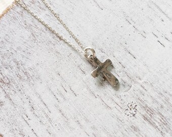 Cross necklace,everyday necklace,minimalist jewelry,sterling silver jewelry,sterling silver cross necklace,sterling silver cross