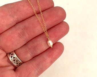 Pearl necklace, Gold fill jewelry, layering necklace,freshwater pearl, June birthstone,gold fill chain, minimalist necklace,pearl necklace