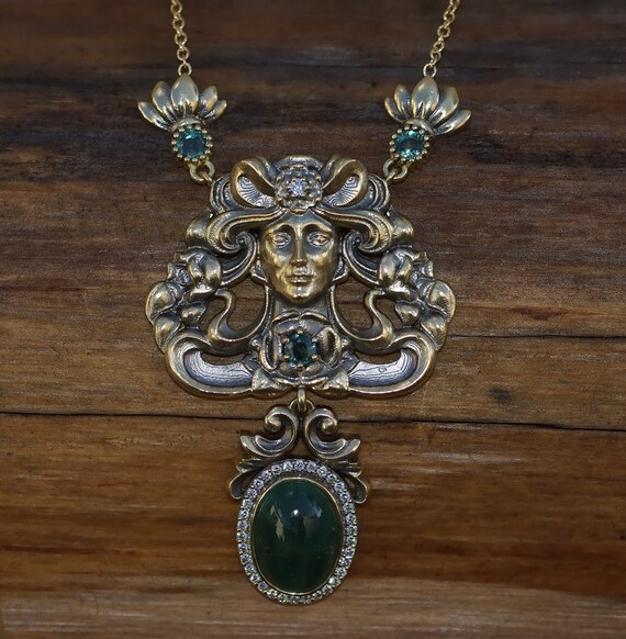 alexandrite and emerald necklace