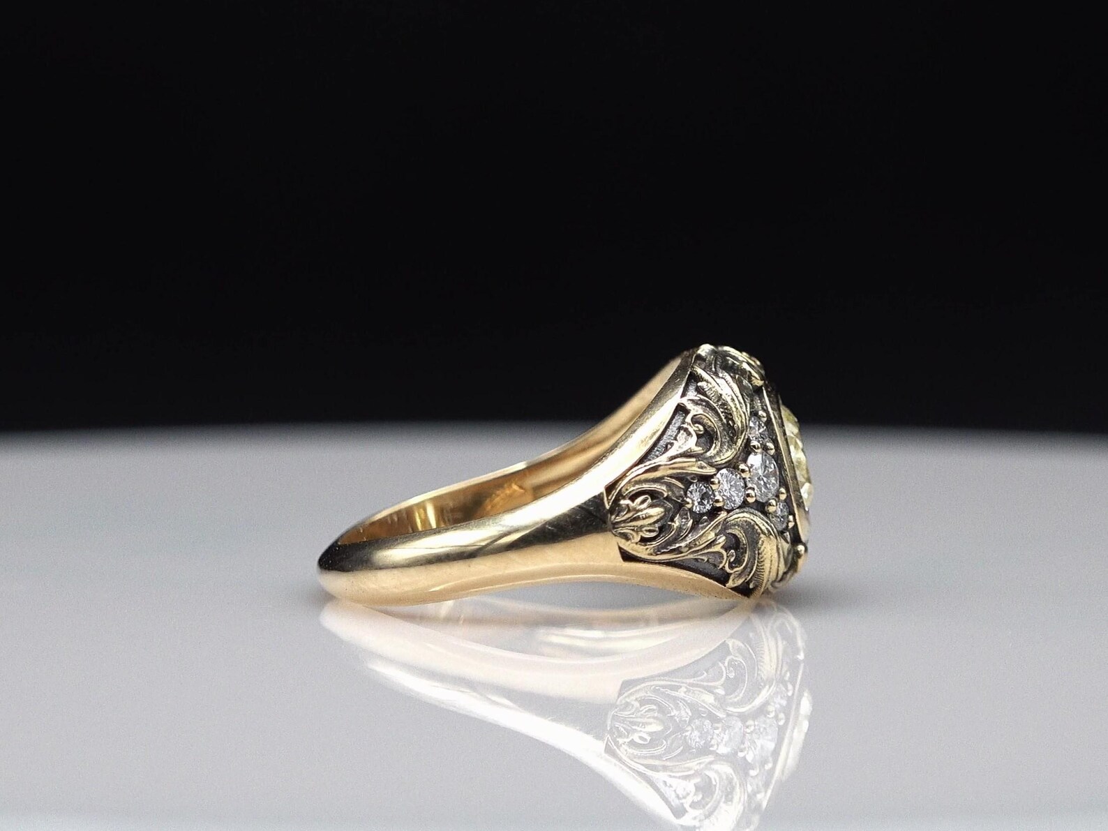 Scrollwork Ring Victorian Style Ring, Carved Scrollwork Ring, 18k Yellow Gold Ring ...