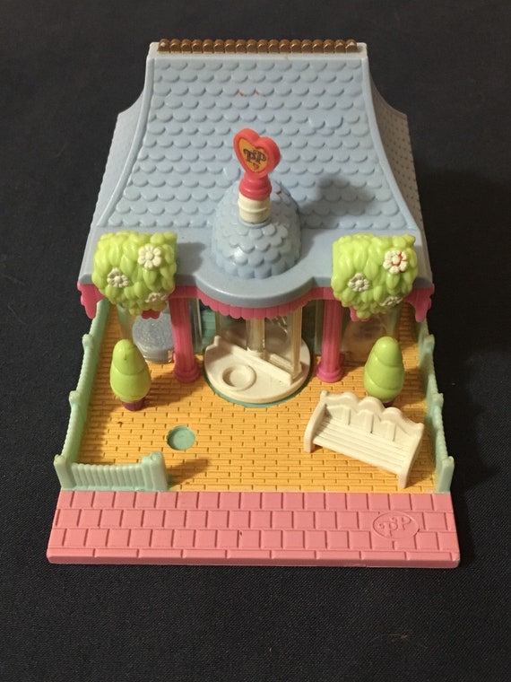 polly pocket dress shop