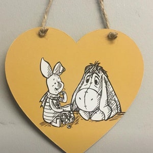 Disney Winnie the Pooh handmade Decoupaged wooden hanging heart plaque 12cm