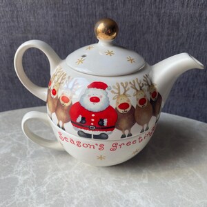 Christmas Teapot Arthur Wood  Staffordshire  Teapot Santa And Reindeers