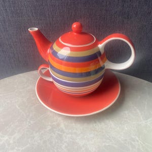 Whittard Of Chelsea Tea for One Tea Pot Cup and Saucer Red Multicoloured Stripes