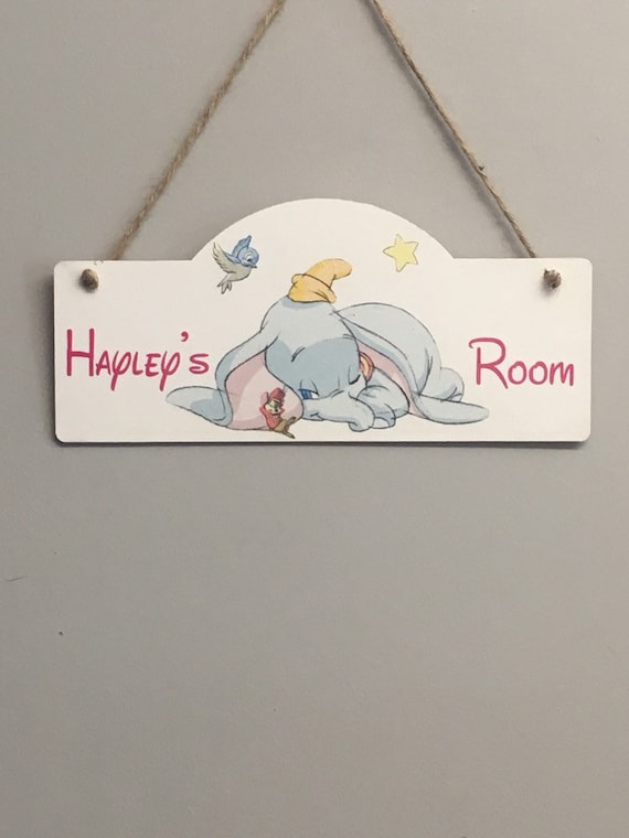 Disney Dumbo Wooden Hanging Handmade picture bedroom//nursery Decor Newborn Gift