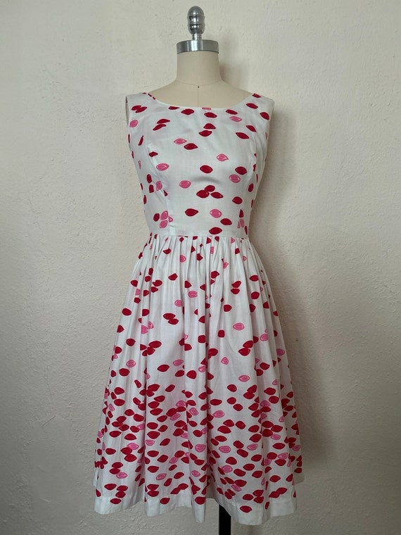 1950s Lips Novelty Print Dress, Extra Small to Sm… - image 2