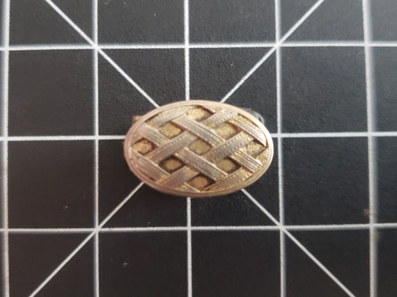 1940s Gold Tone Oval Lattice Tie Clip | 40s Vinta… - image 2