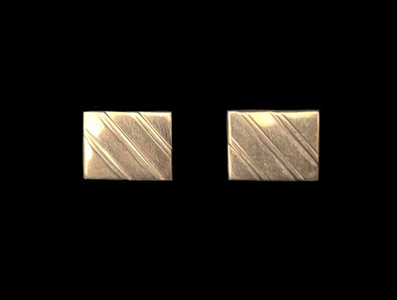 1940s Gold Tone Rectangular Embossed Cuff Links b… - image 2