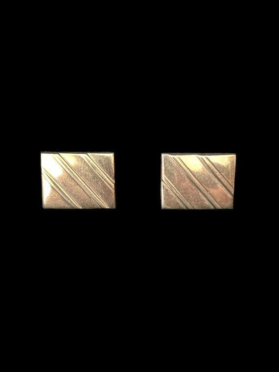 1940s Gold Tone Rectangular Embossed Cuff Links b… - image 1