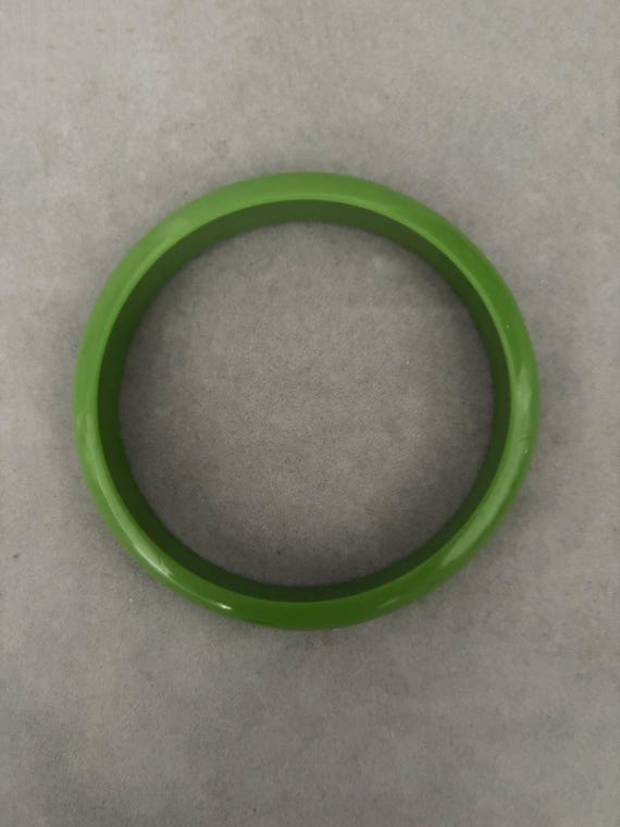 1980s Leaf Green Three (3) Bangle Stack | 80s Vin… - image 9