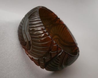 1930s Leaf Carved Prystal Green Bakelite Bangle | 30s Vintage Green Statement Bracelet