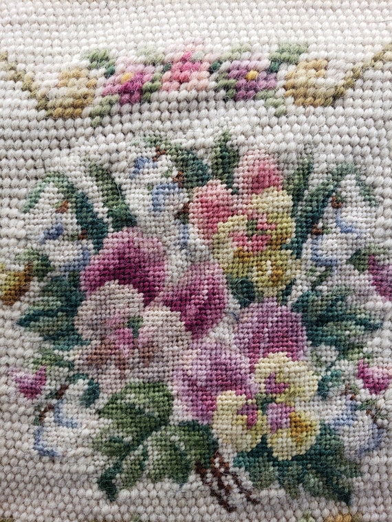 1950s Pink and Lavender Pansies Needlepoint Handb… - image 6