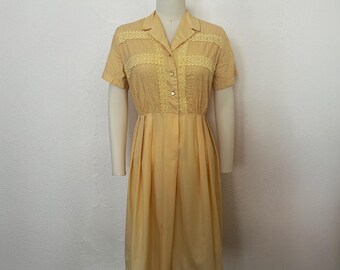 1950s Yellow Cotton Shirtdress by Cay Artley, Medium to Large | 50s Mustard Button Down Dress (M, L, 40-32-Free)